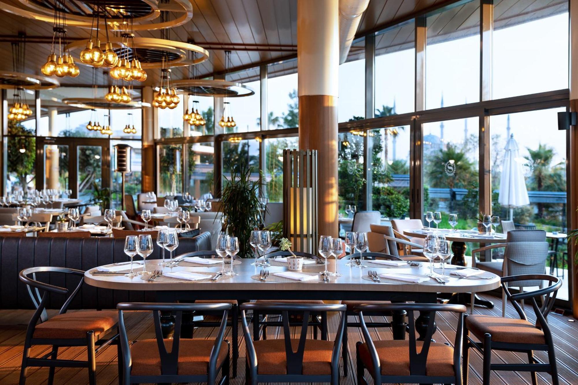 Sheraton Grand Adana Exterior foto