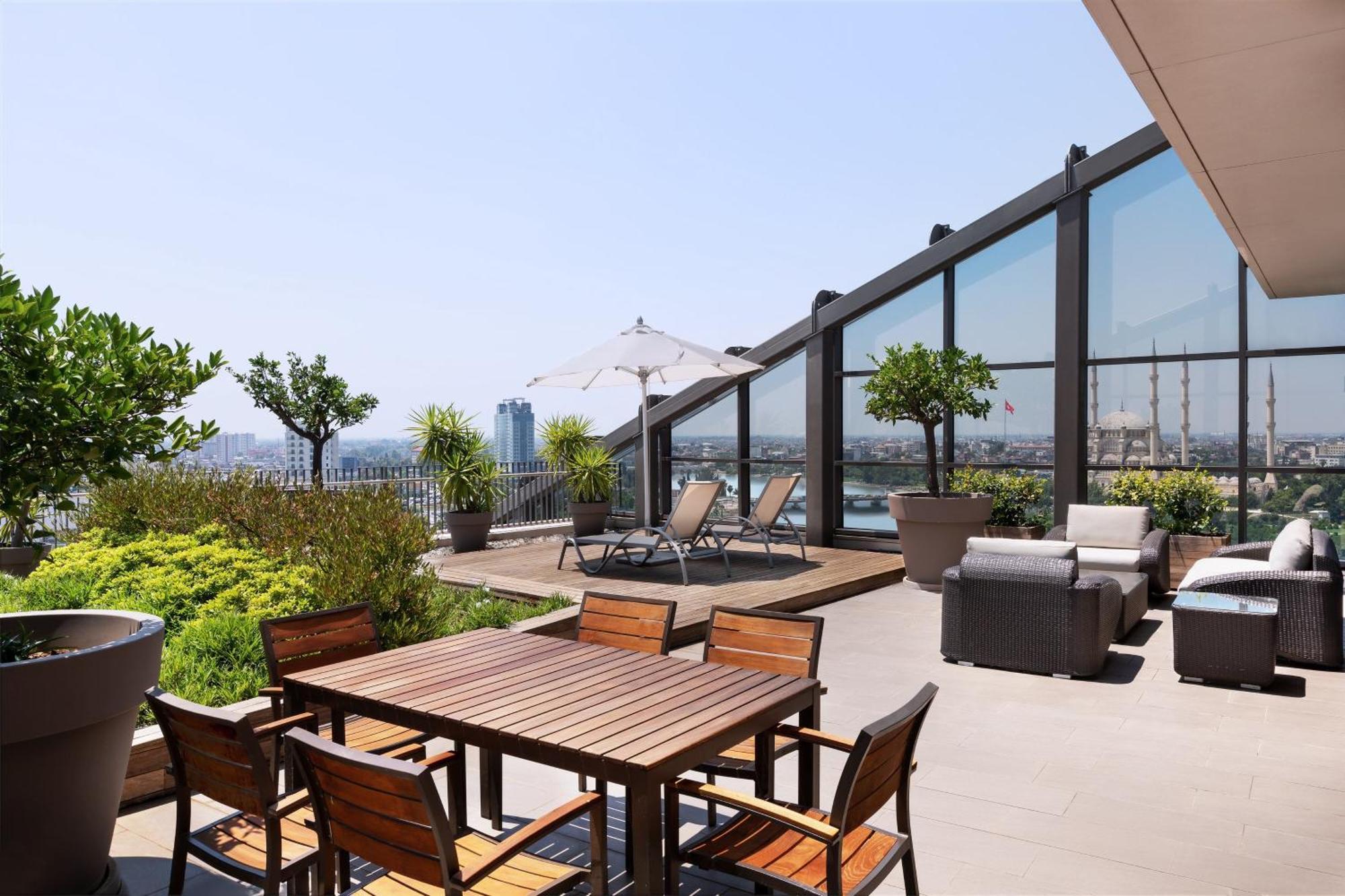 Sheraton Grand Adana Exterior foto