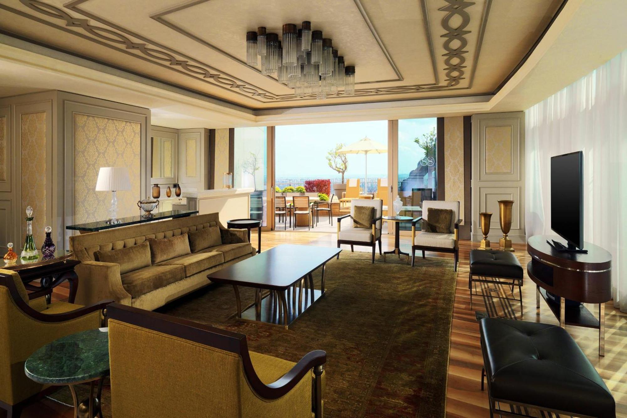 Sheraton Grand Adana Exterior foto